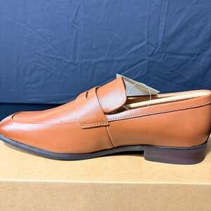 Tan Amazon Essentials Men's Classic Penny Loafers Dress Shoes